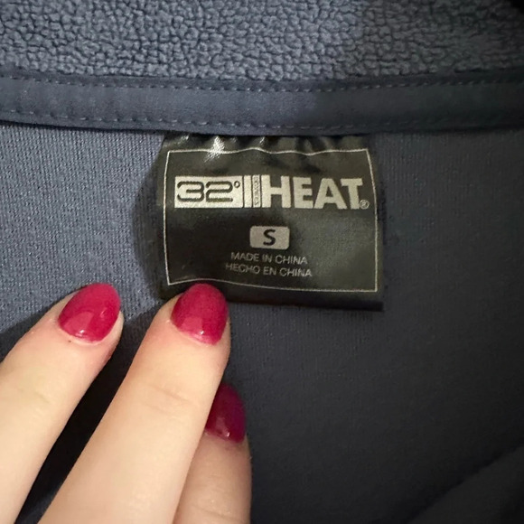 32 Degree Heat Blue Pullover Size Small - Picture 3 of 4